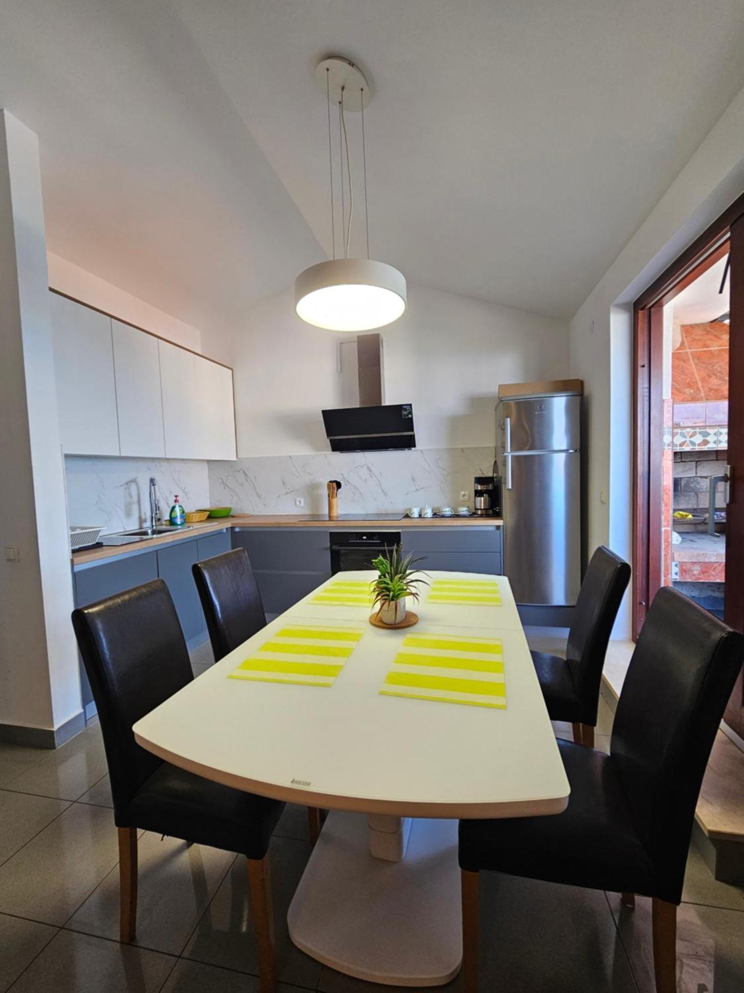 Apartman Sea View วานตาชิชี ภายนอก รูปภาพ